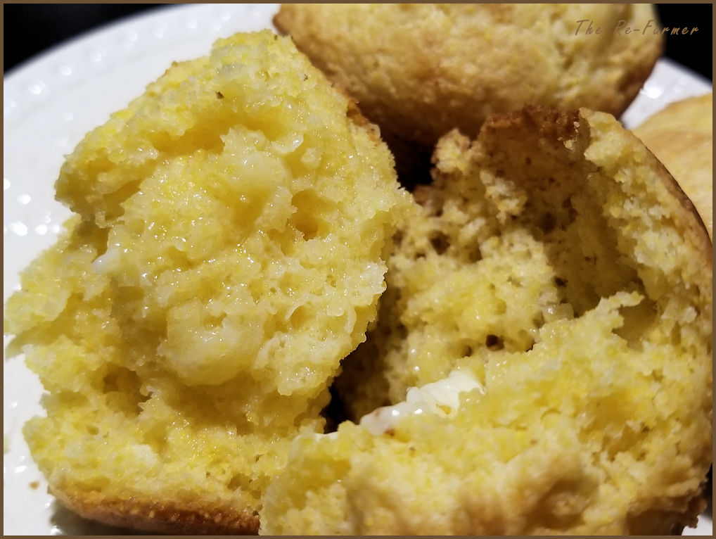 sourdough.cornmeal.muffins2