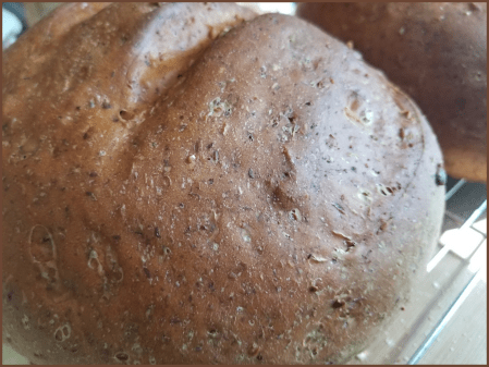 multigrain.bread.fresh.baked