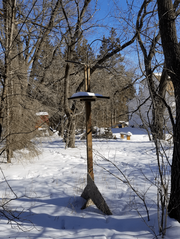20180223.birdfeeder.stand