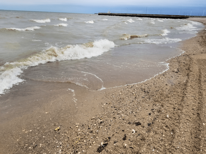 20180517.beach.waves