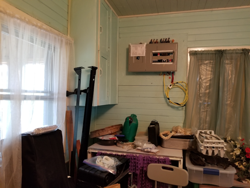 20180627.cleanup.oldkitchen.before2