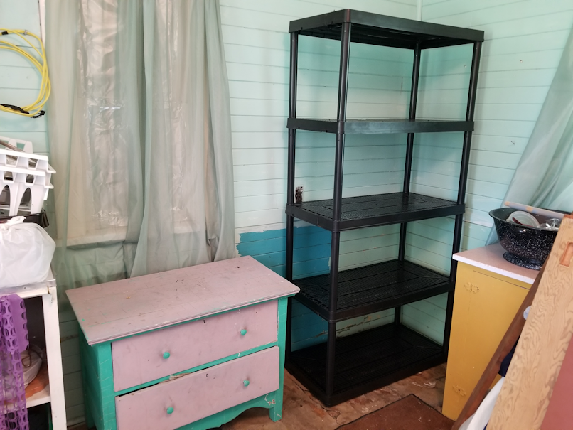 20180627.cleanup.oldkitchen.progress3