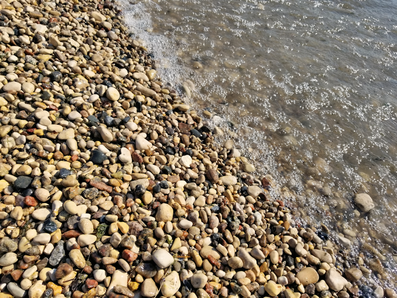 20180721.beach.rocky
