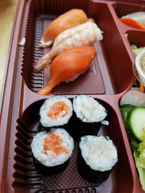 20180901.sashimi.bento