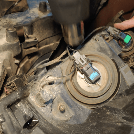 20190921.fixing.headlight.wire